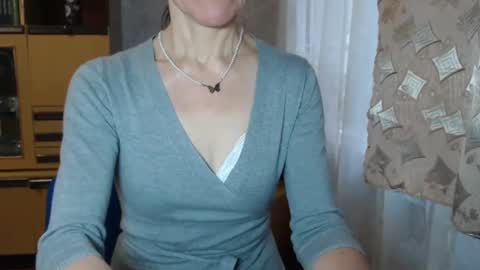 cute_lion_ online show from January 28, 2025, 8:14 am