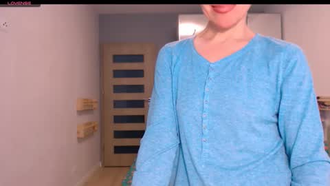 Snapshot of cute_lion_ chatting on January 19, 2026, 12:53 pm cute_lion_ online show from January 19, 2026, 12:53 pm