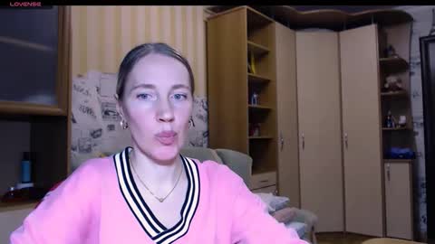 Snapshot of cute_lion_ chatting on February 27, 2026, 8:09 pm cute_lion_ online show from February 27, 2026, 8:09 pm