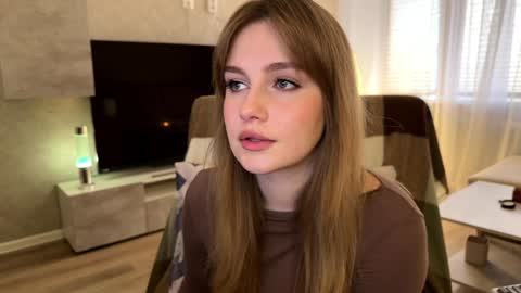 Snapshot of cute_siberian_girl chatting on October 30, 2025, 4:25 am Ksenya online show from October 30, 2025, 4:25 am