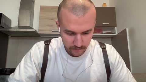 cute_skywalker online show from December 20, 2024, 10:16 am