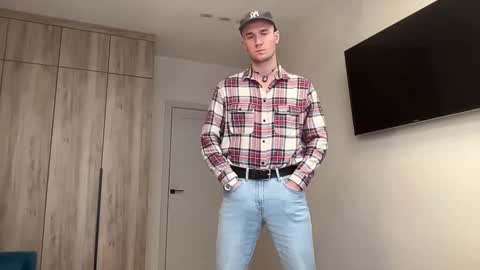 Snapshot of cute_skywalker chatting on March 3, 2026, 2:12 pm cute_skywalker online show from March 3, 2026, 2:12 pm