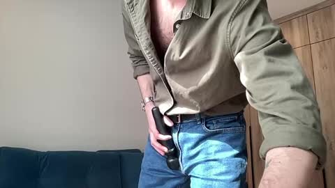 Snapshot of cute_skywalker chatting on April 16, 2026, 10:16 am cute_skywalker online show from April 16, 2026, 10:16 am