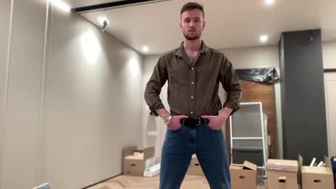 cute_skywalker online show from May 14, 2026, 7:31 pm