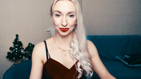 Snapshot of cute_smile_shy chatting on January 5, 2025, 10:19 pm cute_smile_shy online show from January 5, 2025, 10:19 pm