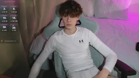 Snapshot of cute_thomas chatting on April 23, 2026, 6:21 pm Thomas - online show from April 23, 2026, 6:21 pm