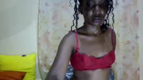 cute_xeniah online show from October 2, 2025, 11:12 pm