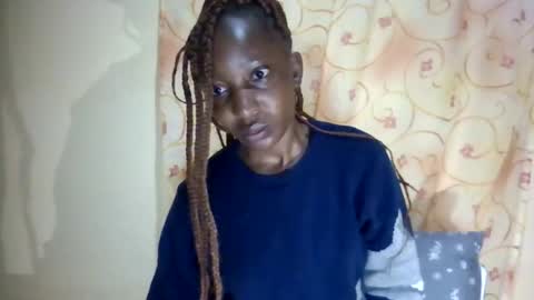 cute_xeniah online show from October 31, 2025, 2:34 am