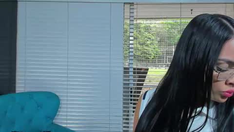 Snapshot of cuteanddesesperate chatting on February 22, 2025, 4:40 pm WANNA SEE MORE OF TWINS online show from February 22, 2025, 4:40 pm