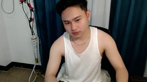 cuteasianlee online show from February 20, 2026, 8:16 am