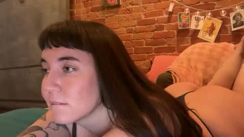 CuteBalloons online show from March 3, 2026, 10:26 pm