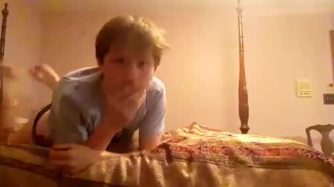 Snapshot of cuteboii29 chatting on February 13, 2025, 4:00 am cuteboii29 online show from February 13, 2025, 4:00 am