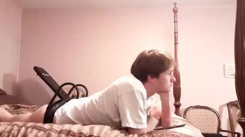 Snapshot of cuteboii29 chatting on March 1, 2025, 2:48 am cuteboii29 online show from March 1, 2025, 2:48 am