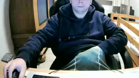 Snapshot of cuteboy090 chatting on February 16, 2026, 1:13 am Cuteboy090 online show from February 16, 2026, 1:13 am