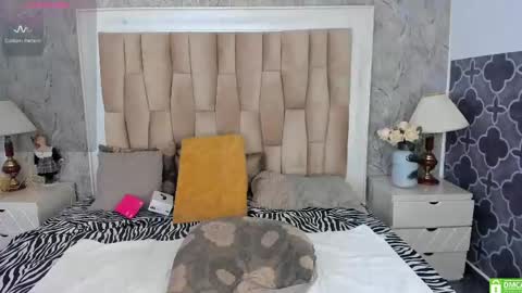 cutedollbabihotts online show from April 14, 2026, 3:40 pm