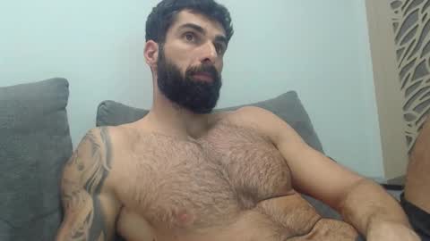 cuteeboy online show from November 17, 2025, 9:31 pm