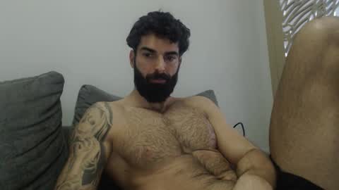 cuteeboy online show from February 5, 2026, 7:02 am