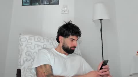 Snapshot of cuteeboy chatting on March 3, 2026, 6:08 am cuteeboy online show from March 3, 2026, 6:08 am