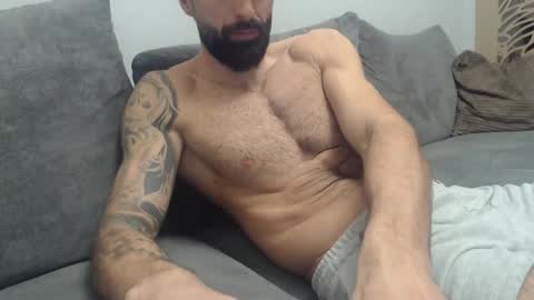 Snapshot of cuteeboy chatting on March 25, 2026, 5:52 pm cuteeboy online show from March 25, 2026, 5:52 pm