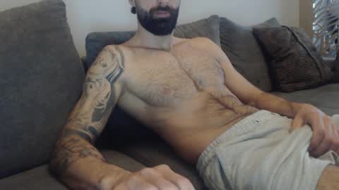 Snapshot of cuteeboy chatting on March 27, 2026, 5:46 am cuteeboy online show from March 27, 2026, 5:46 am