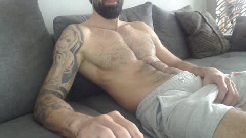 Snapshot of cuteeboy chatting on March 27, 2026, 8:26 am cuteeboy online show from March 27, 2026, 8:26 am