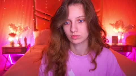 Foxy online show from April 10, 2026, 1:38 pm