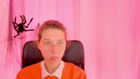 Elli online show from November 15, 2025, 11:40 am