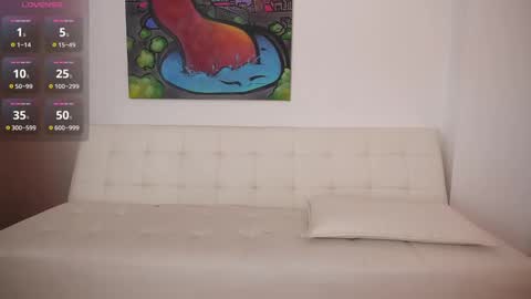 Mia online show from January 22, 2025, 9:10 pm