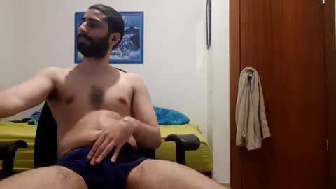 cuteguy52 online show from April 8, 2026, 10:10 pm