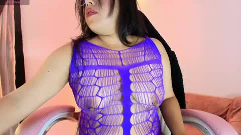 Snapshot of cutejess45 chatting on June 5, 2026, 1:45 am tell me jess online show from June 5, 2026, 1:45 am