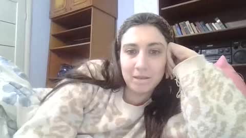 cutekattie online show from December 21, 2025, 5:25 am