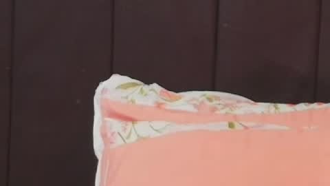 cutepetitee online show from May 27, 2026, 1:57 am