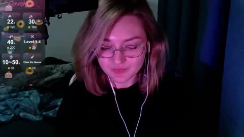 Snapshot of cutepie33 chatting on September 17, 2025, 2:19 pm cutepie33 online show from September 17, 2025, 2:19 pm