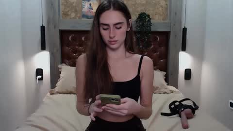 Kim online show from February 17, 2025, 12:05 pm