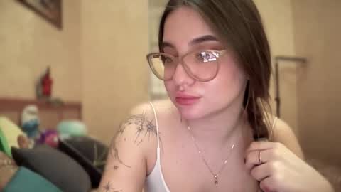 CuteAnn online show from March 4, 2026, 8:48 pm