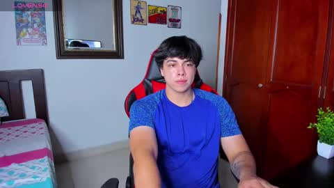 Snapshot of cuteznowyy chatting on December 18, 2024, 10:46 pm Ask me online show from December 18, 2024, 10:46 pm