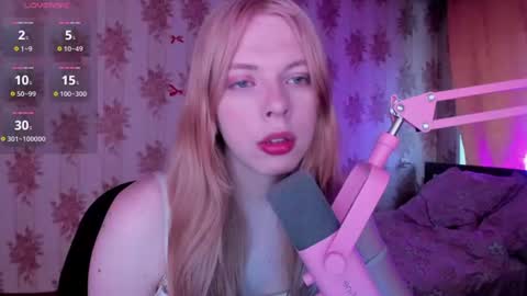 Snapshot of cutie_bambi_ chatting on June 20, 2026, 12:08 pm Bambi online show from June 20, 2026, 12:08 pm