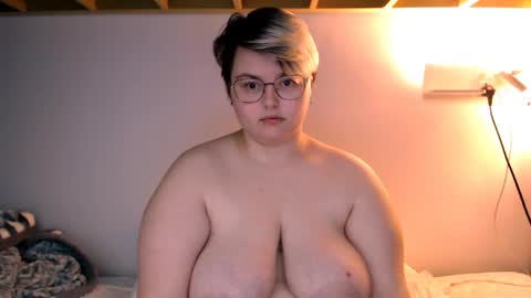 Sophie  Lilith online show from May 11, 2026, 2:45 pm