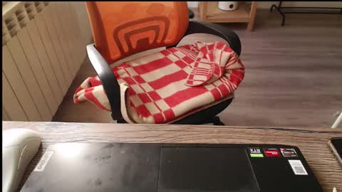 Snapshot of cutie_peach chatting on October 21, 2025, 12:17 pm cutie_peach online show from October 21, 2025, 12:17 pm