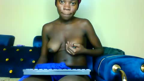 cutieplush online show from March 26, 2026, 1:28 pm