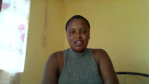 cutiebebi online show from October 17, 2025, 9:34 am