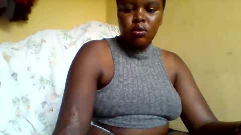 cutiebebi online show from October 18, 2025, 9:32 am
