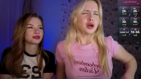 Chloe online show from April 15, 2026, 7:54 pm