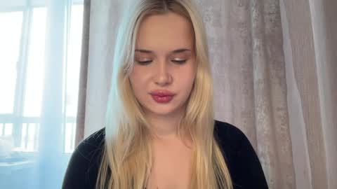 Chloe online show from May 26, 2026, 5:25 am
