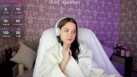 cutiekitty_cb online show from February 11, 2025, 3:50 am