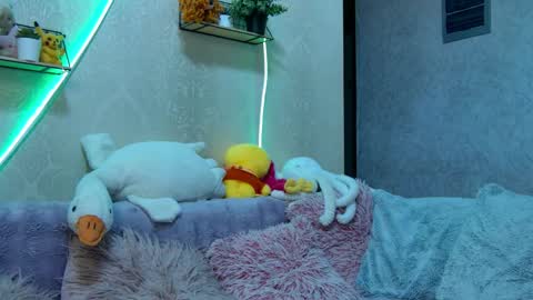 cuttiebunny online show from May 15, 2026, 11:34 pm
