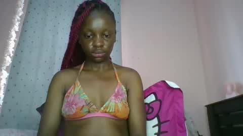 cutty_teshy online show from February 25, 2026, 5:39 am