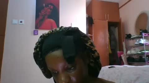 cutty_teshy online show from March 7, 2026, 8:55 am