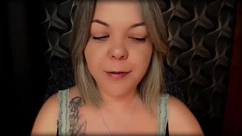 Snapshot of cyberdomme chatting on February 2, 2025, 11:21 pm Full time mean bitch. online show from February 2, 2025, 11:21 pm