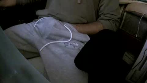 cyrus225 online show from June 29, 2026, 2:29 am